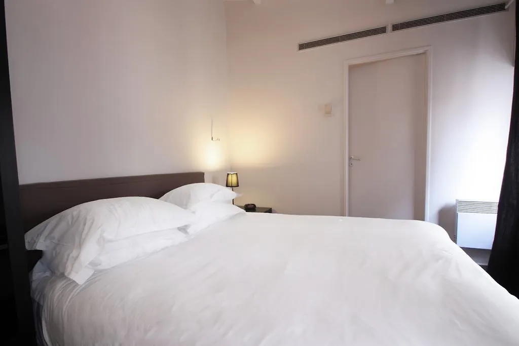 Bridgestreet Opera Apartments