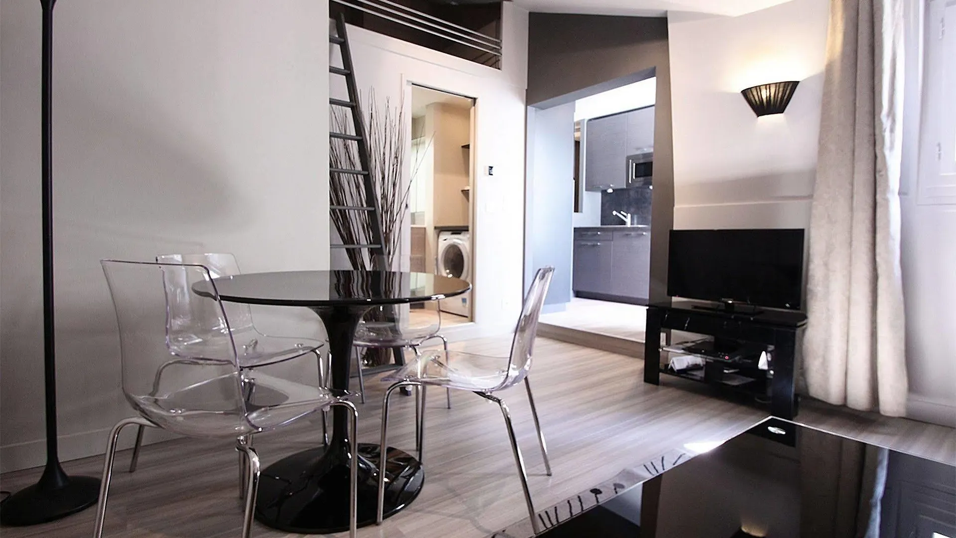 Bridgestreet Opera Apartments Apartment *