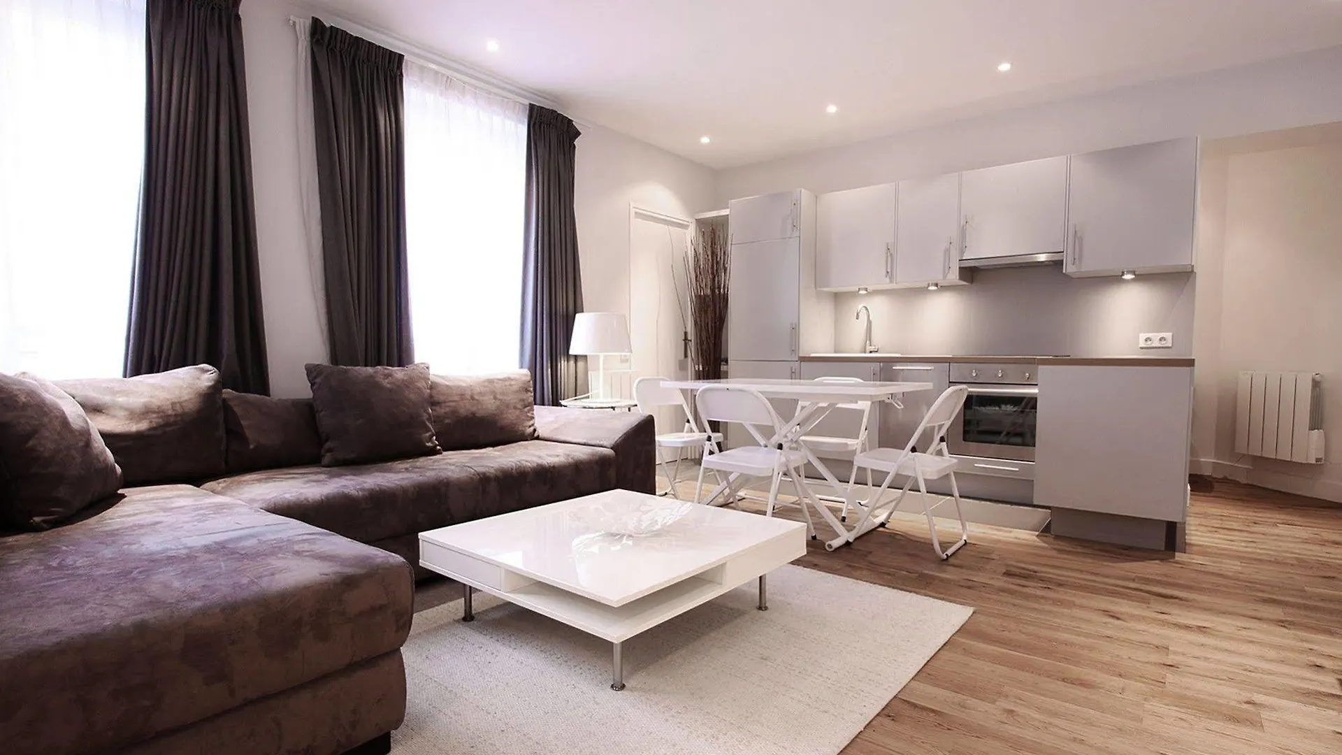 Bridgestreet Opera Apartments Paris